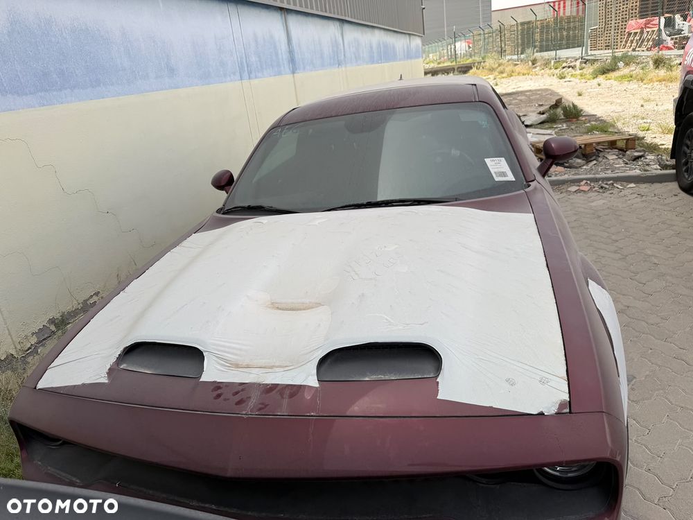 Dodge Challenger - 7