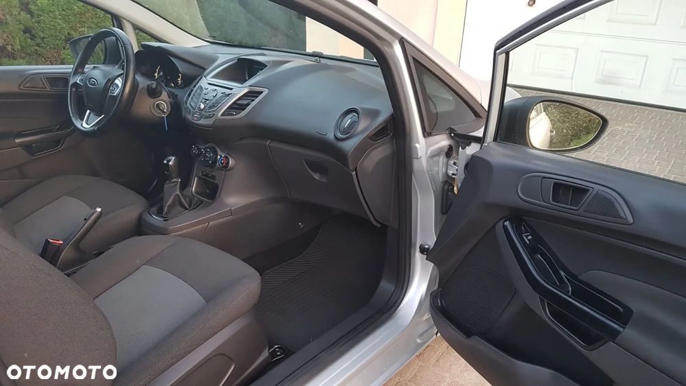 Ford Fiesta - 8