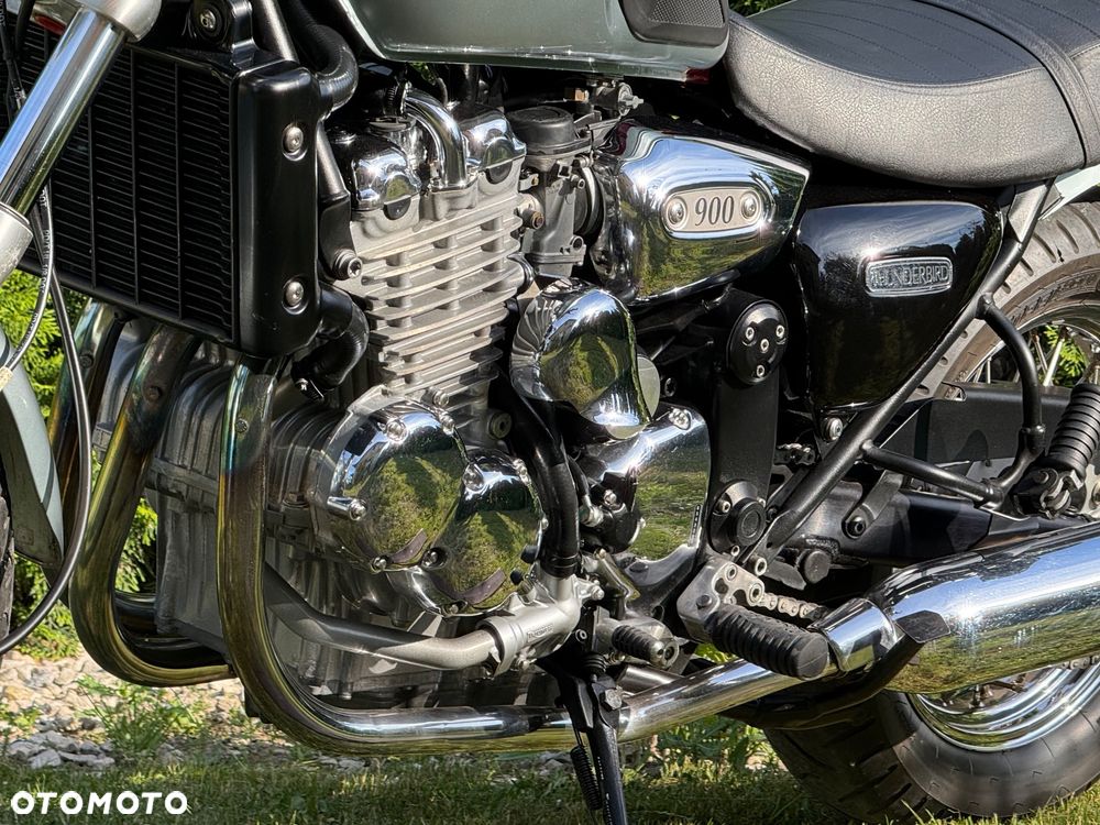 Triumph Thunderbird - 23