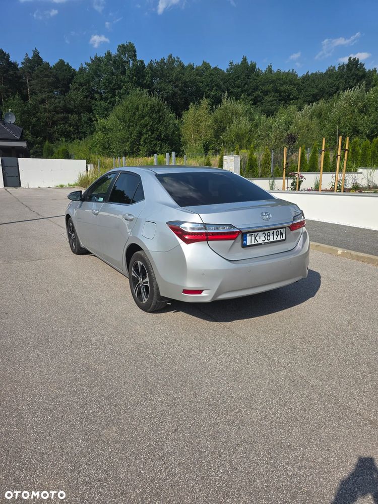 Toyota Corolla 1.6 Comfort - 4