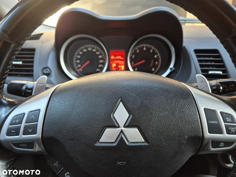 Mitsubishi Lancer 1.8 Instyle CVT - 13