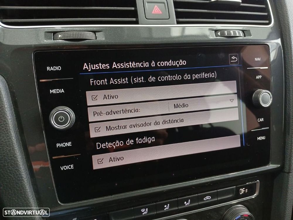 VW Golf 1.6 TDI Stream - 29