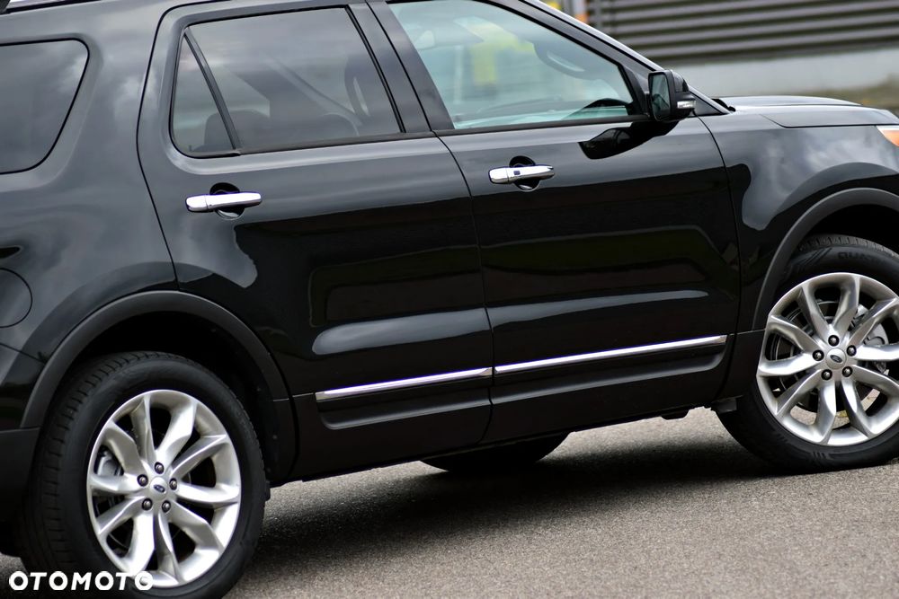 Ford Explorer - 22