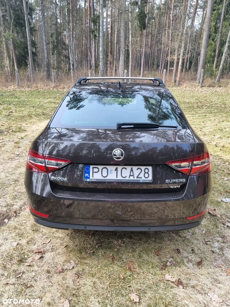 Skoda Superb 2.0 TDI 4x4 Style DSG - 7