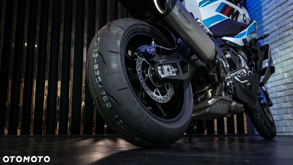 BMW XR - 11
