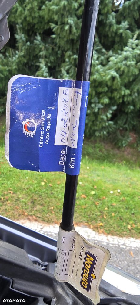 Peugeot 208 PureTech 82 Stop & Start Signature - 24