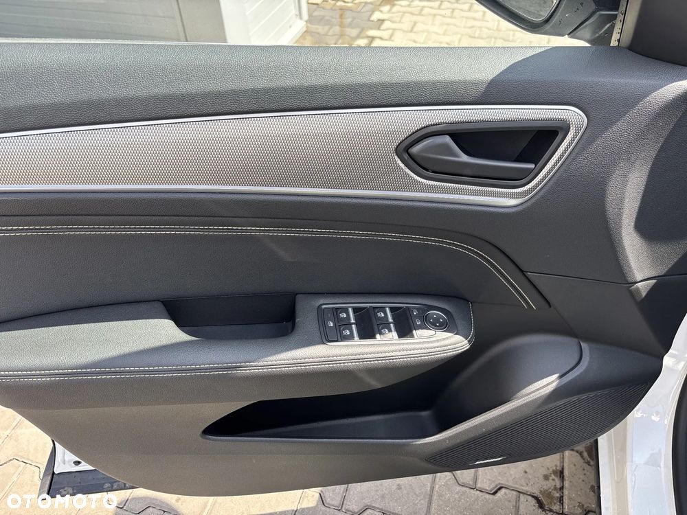 Renault Arkana 1.6 E-TECH Techno MMT - 10