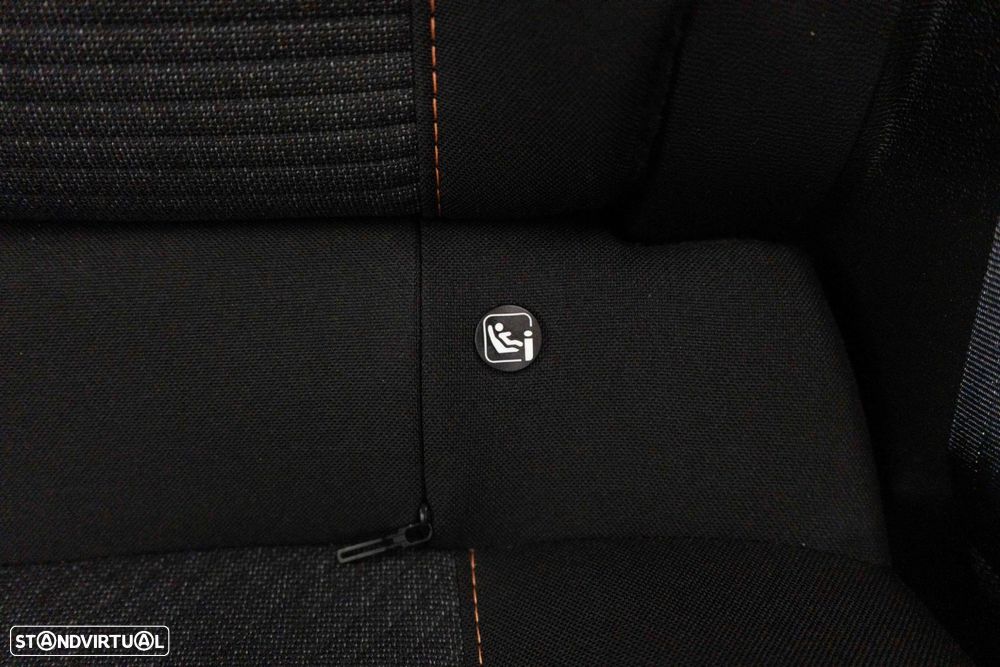 Peugeot 2008 1.2 Style - 12