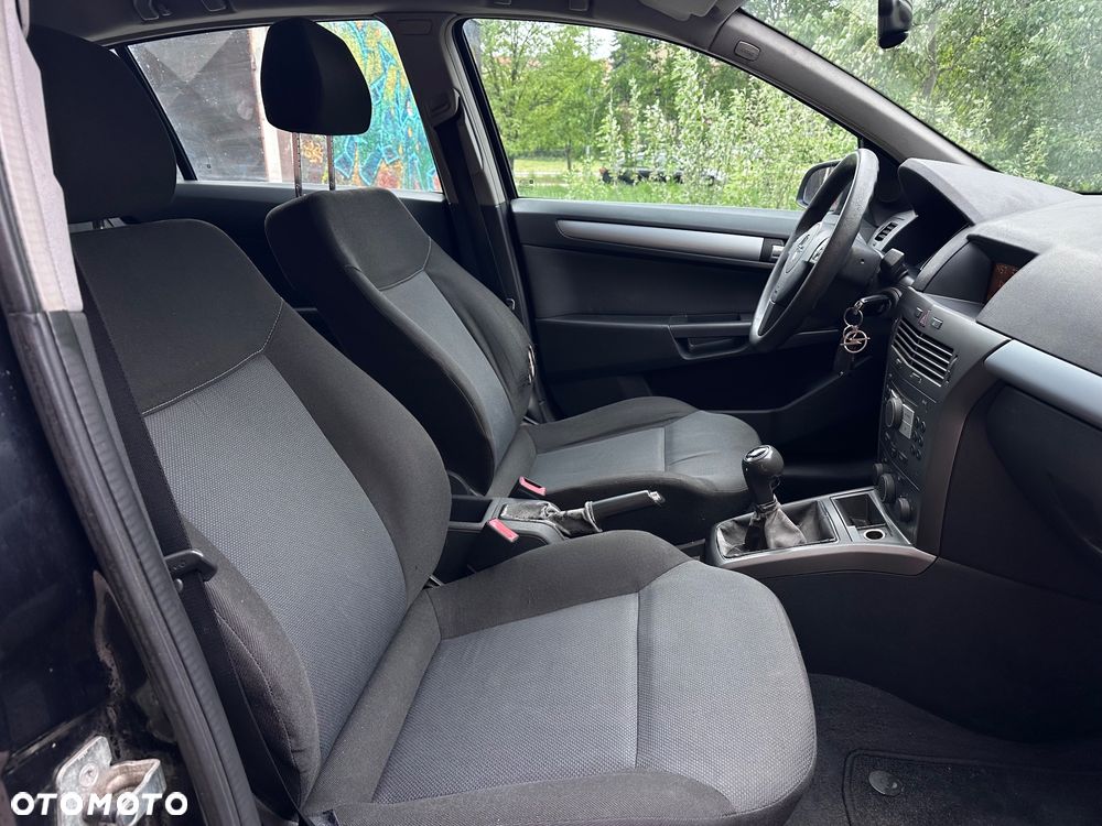 Opel Astra 1.6 Catch me now - 23