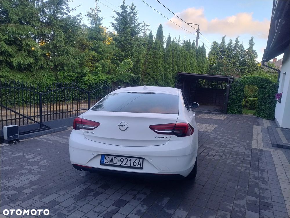 Opel Insignia 2.0 - 7