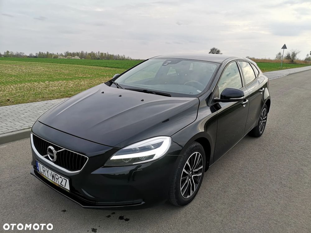 Volvo V40 D2 Momentum - 9