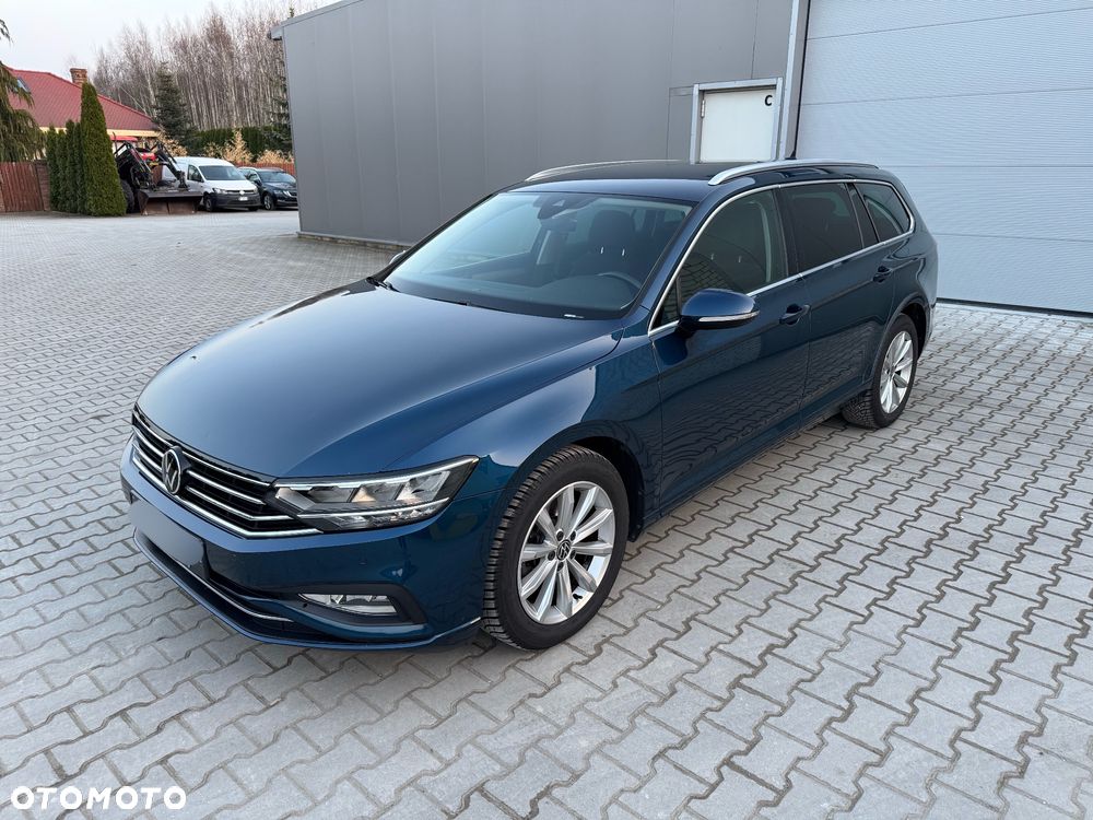 Volkswagen Passat 2.0 TDI SCR DSG Comfortline - 1