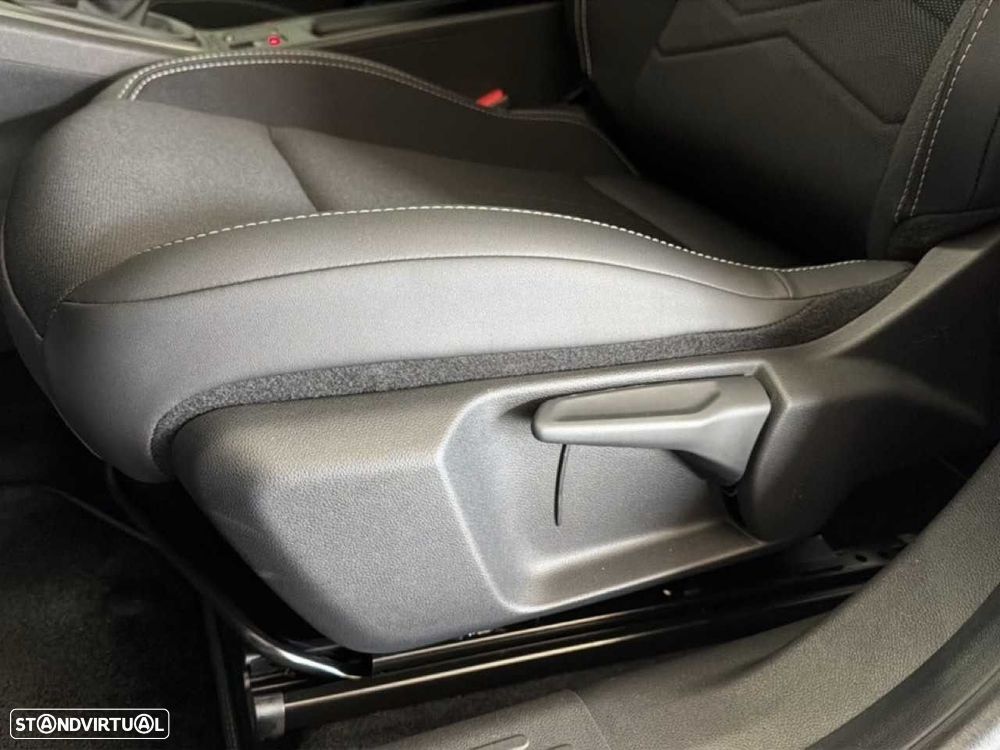 Jeep Avenger 1.2 GSE T3 Altitude - 12