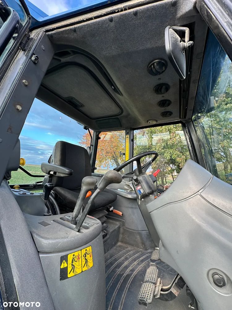 New Holland TS110 - 20