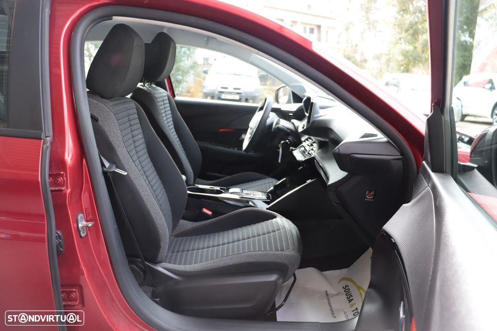 Peugeot 208 PureTech 100 EAT8 Active - 11