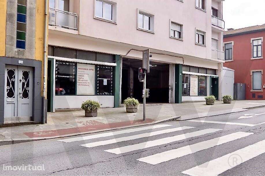 Garagem – Rua do Carvalhido, Porto - Grande imagem: 2/8
