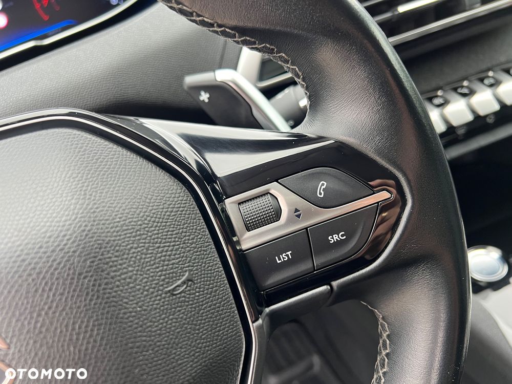 Peugeot 5008 PureTech 180 EAT8 Stop & Start GT Pack - 24