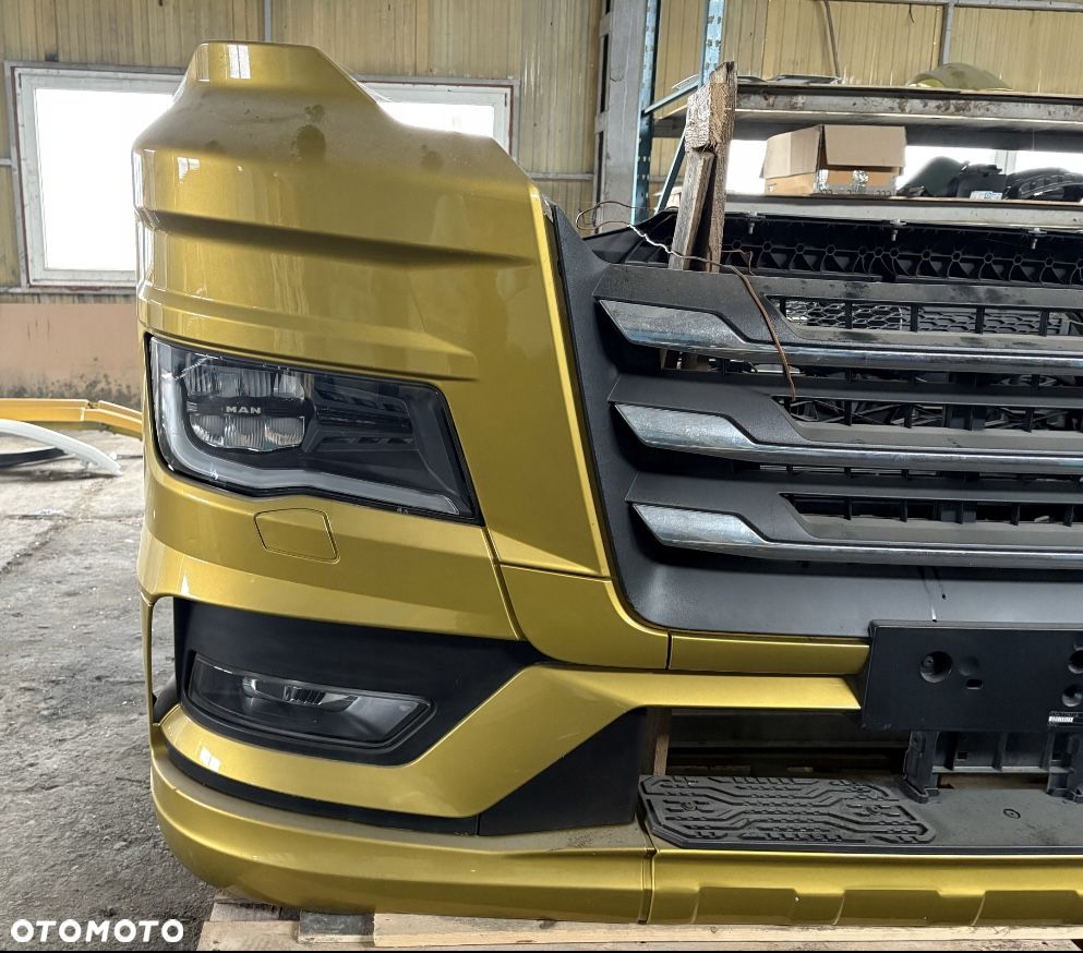 MAN TGS TG3 ZDERZAK PRZÓD KOMPLETNY REFLEKTORY - 2