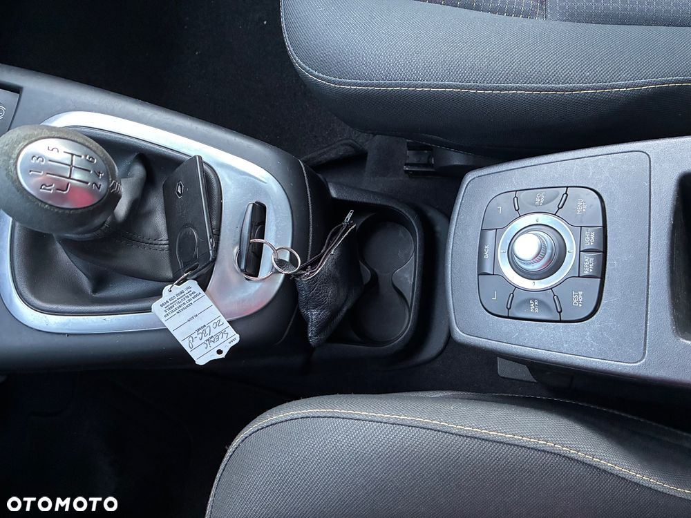 Renault Scenic 1.6 16V 110 Expression - 15