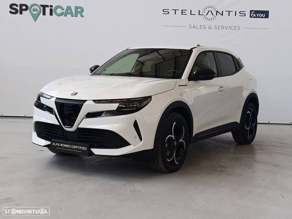 Alfa Romeo Junior 1.2 Speciale eDCT6