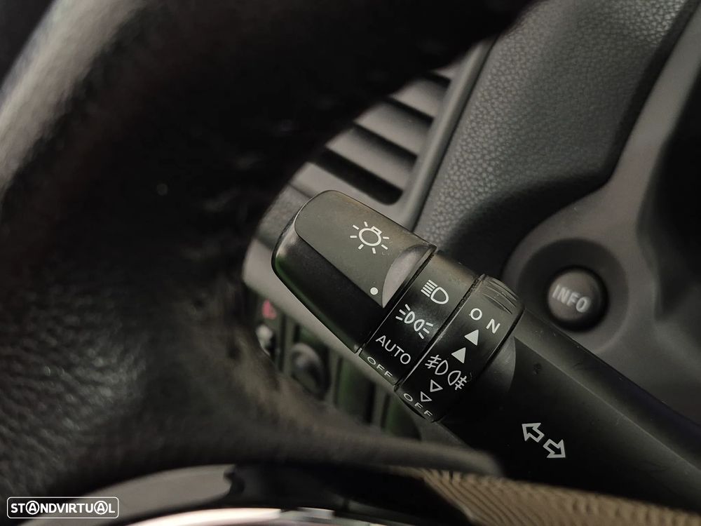 Mitsubishi ASX 1.6 MIVEC Intense Connect Edition - 18