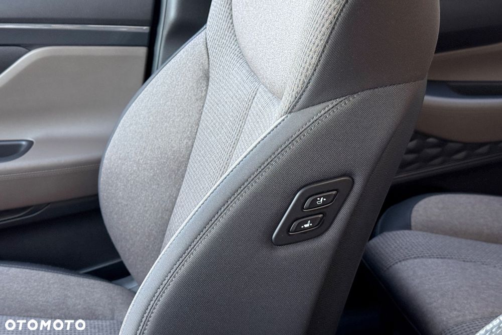 Hyundai Santa Fe - 5