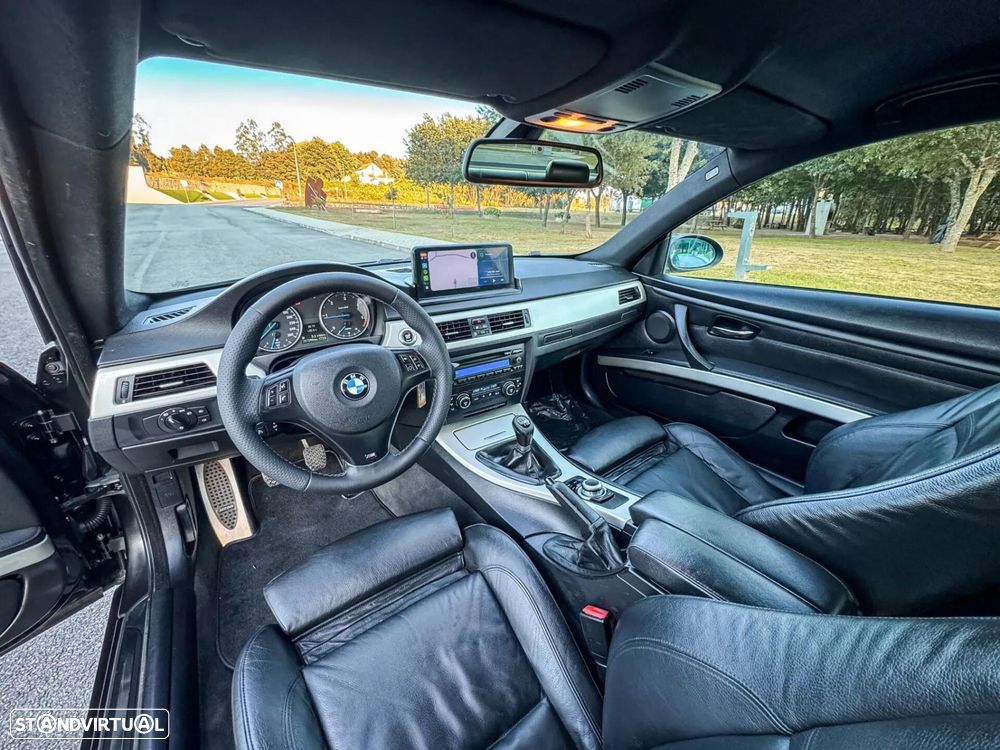 BMW 320 d Coupe - 16