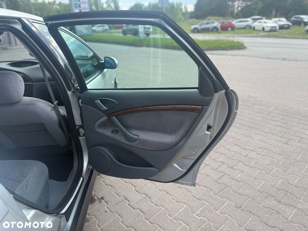Citroën C5 2.0i 16V Prestige - 18