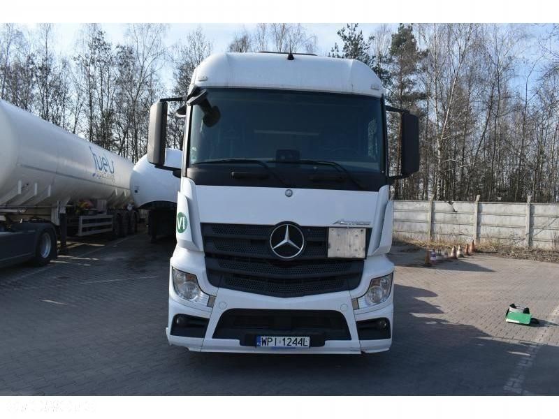 Mercedes-Benz Actros - 7