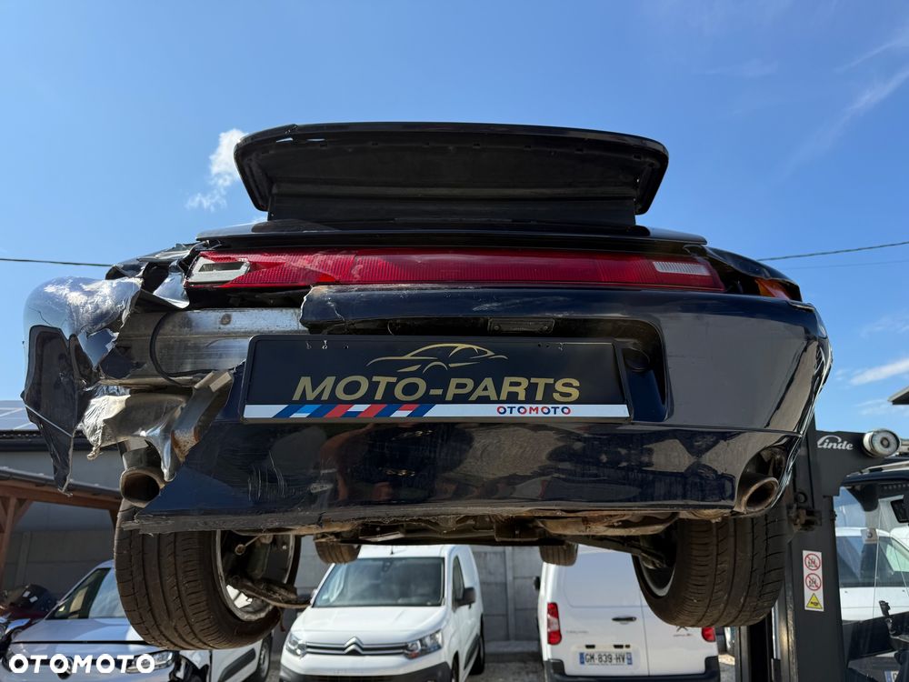 Porsche 911 - 36