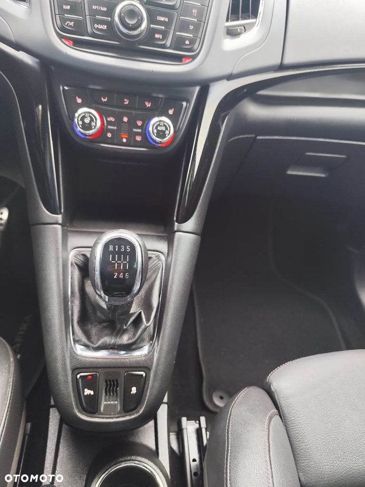 Opel Zafira - 23