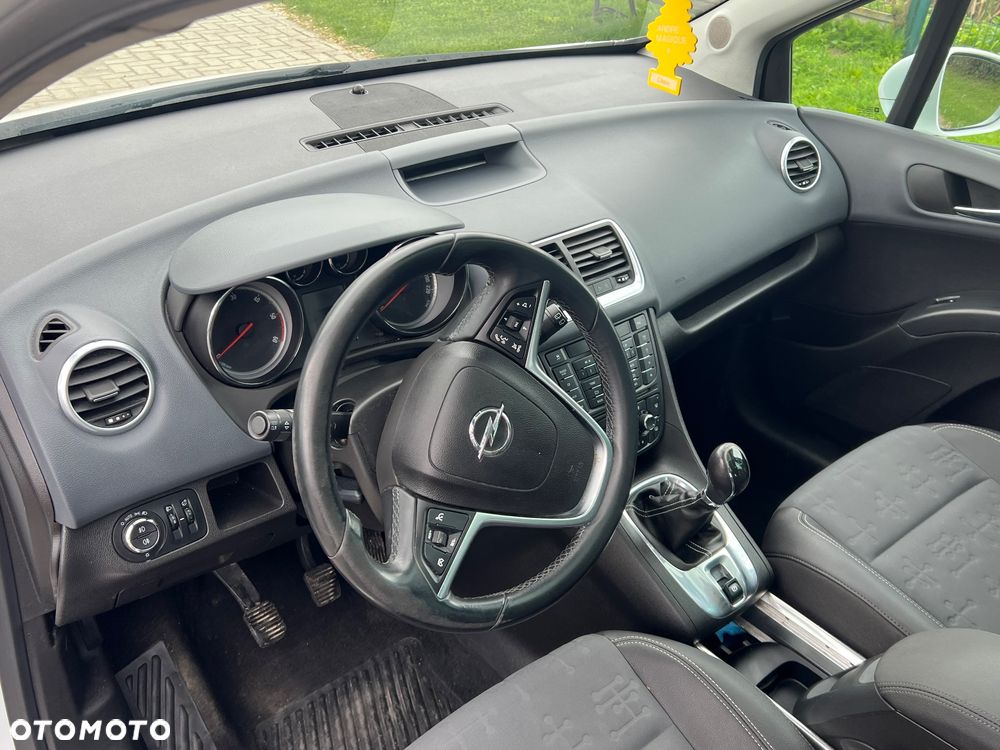 Opel Meriva - 25
