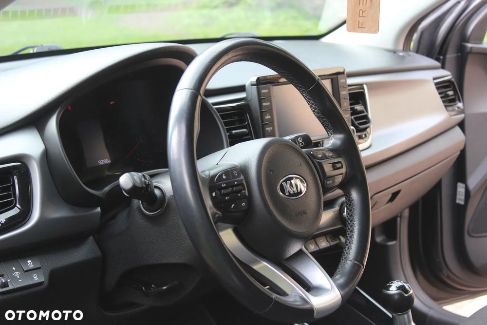 Kia Rio 1.2 L - 13