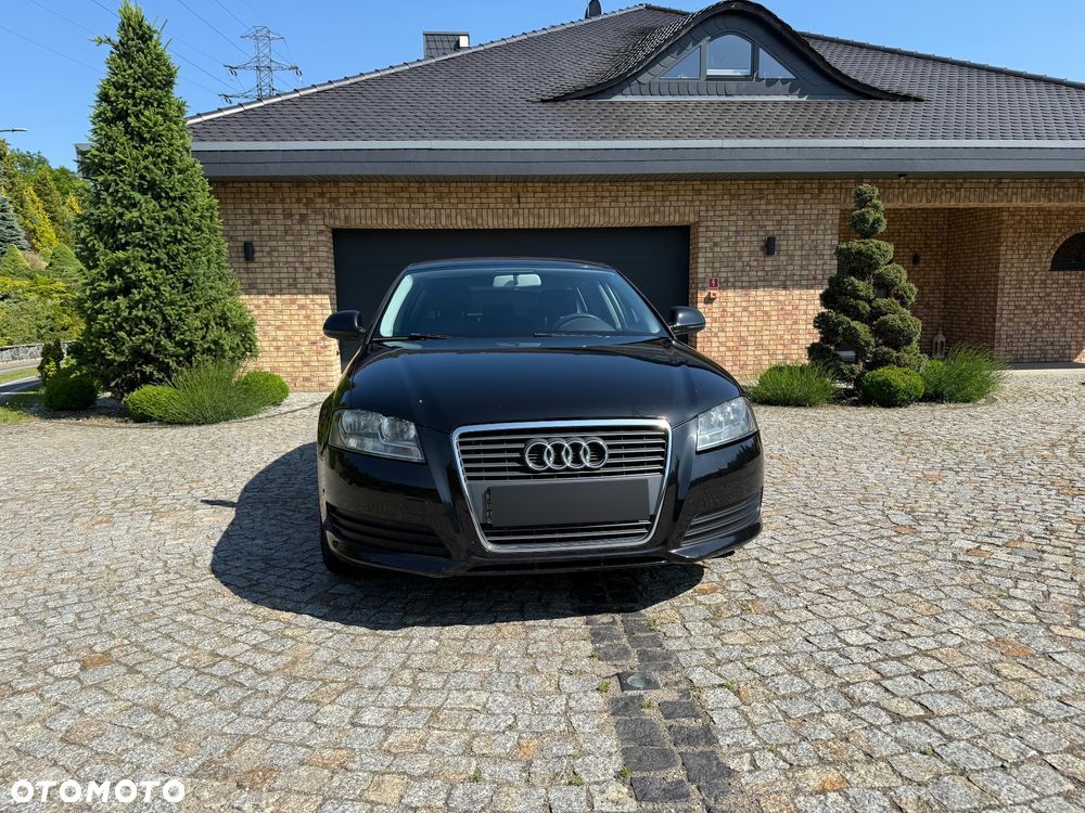 Audi A3 1.6 Attraction - 1