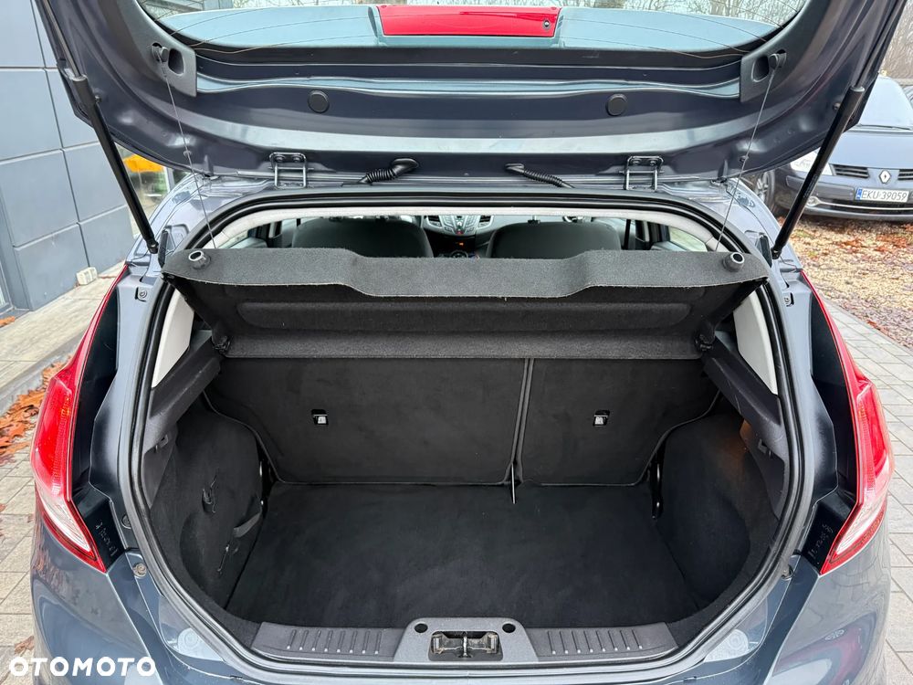 Ford Fiesta 1.25 Titanium - 23