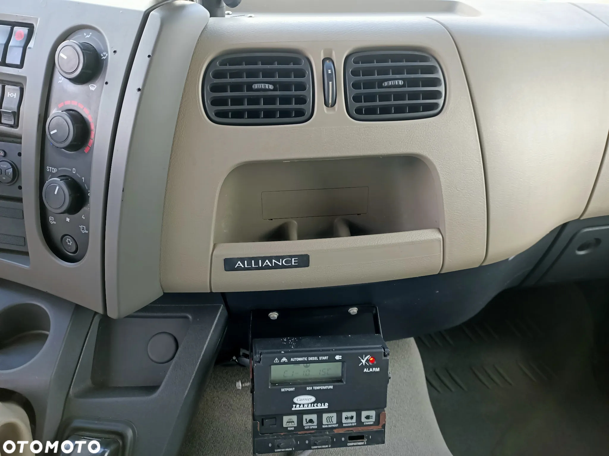 Renault Midlum 4X2 Chłodnia 18 Palet Supra 950 MT Dwie Komory - 20