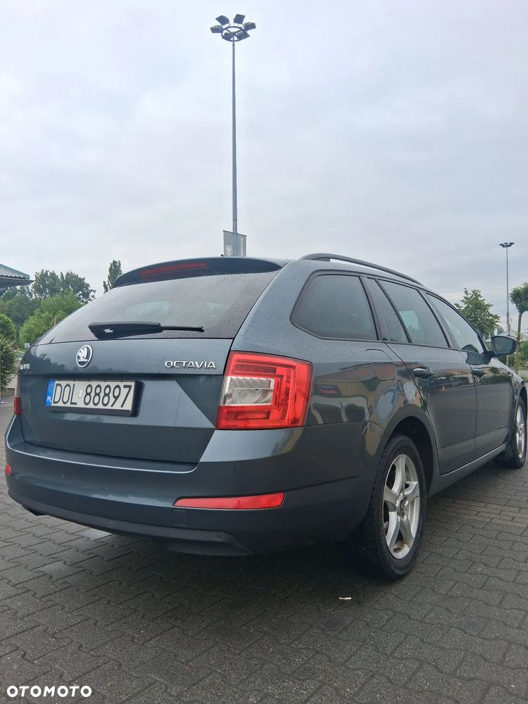 Skoda Octavia 2.0 TDI (Green tec) DSG Joy - 7