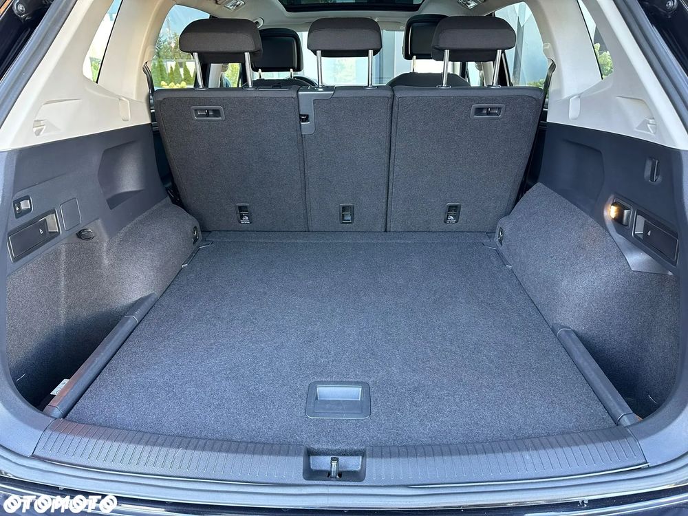 Volkswagen Tiguan Allspace 2.0 TDI 4Mot Elegance DSG - 15