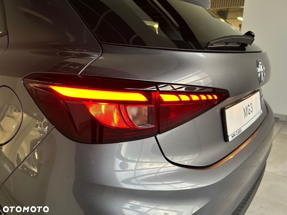 MG MG3 1.5 Excite - 23