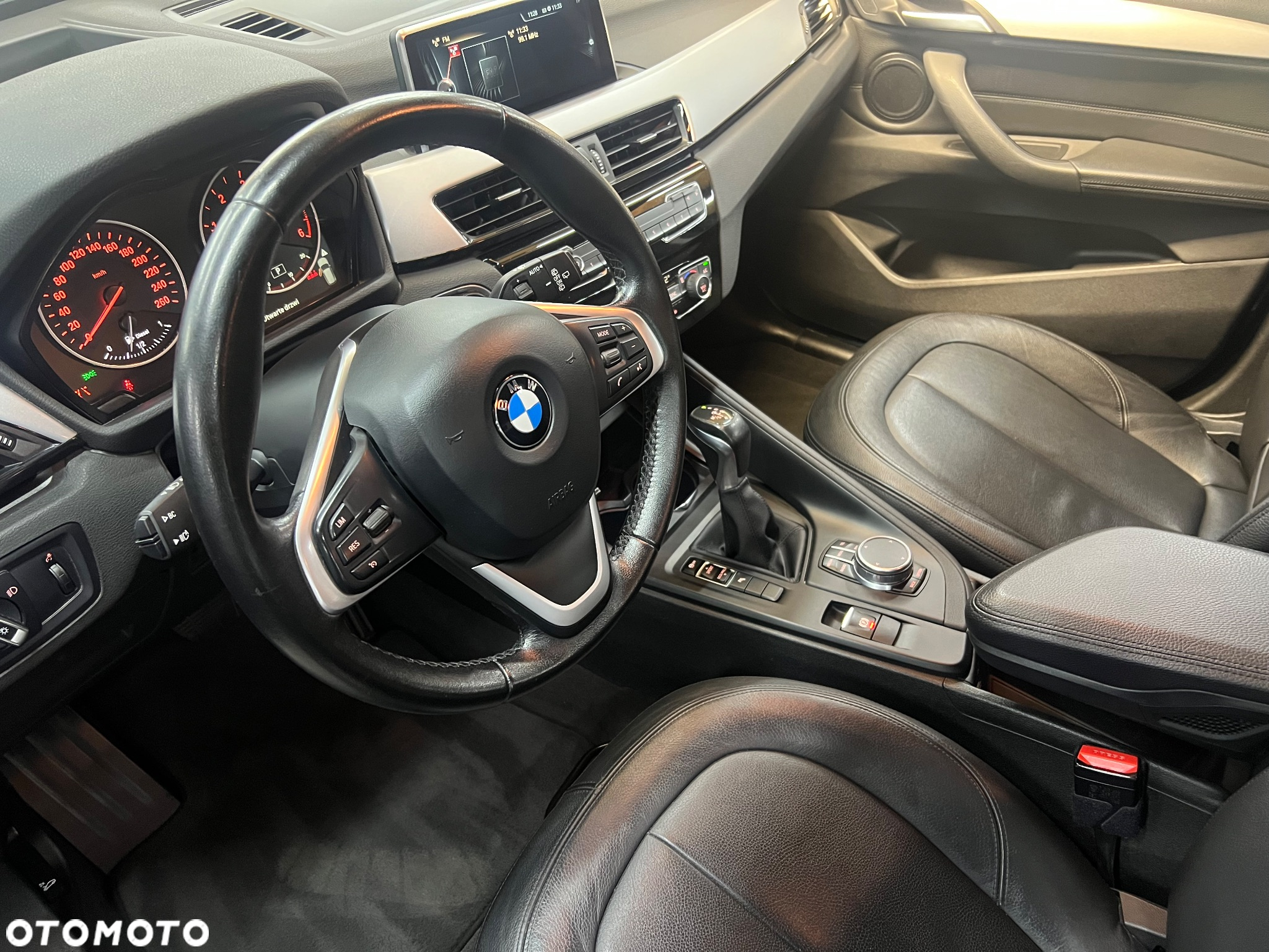 BMW X1 - 15