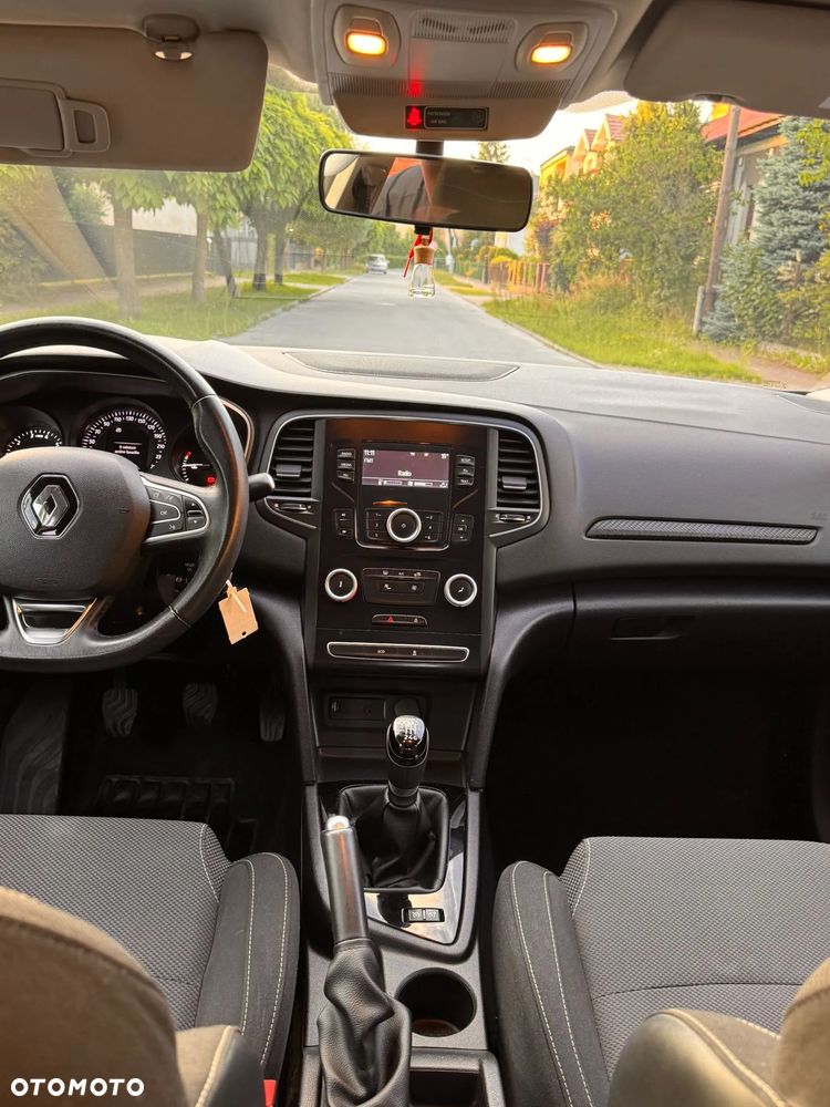 Renault Megane 1.2 Energy TCe Life - 19