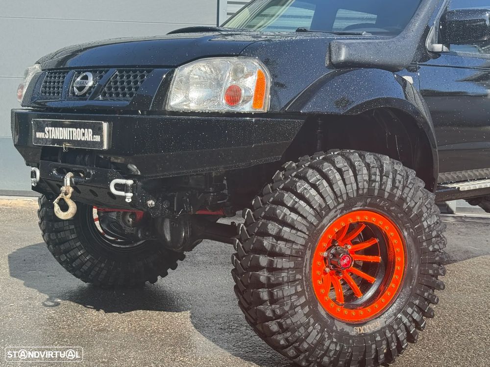 Nissan Pick Up - 34