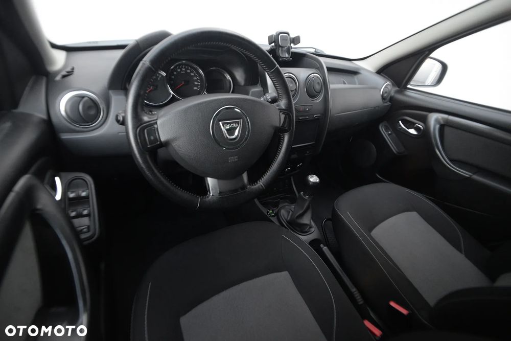 Dacia Duster 1.6 SCe Outdoor S&S - 33