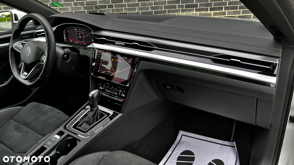 Volkswagen Arteon 2.0 TDI SCR 4Motion DSG R-Line - 34