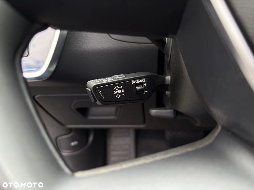 Audi A6 Avant 40 TDI S tronic design - 24