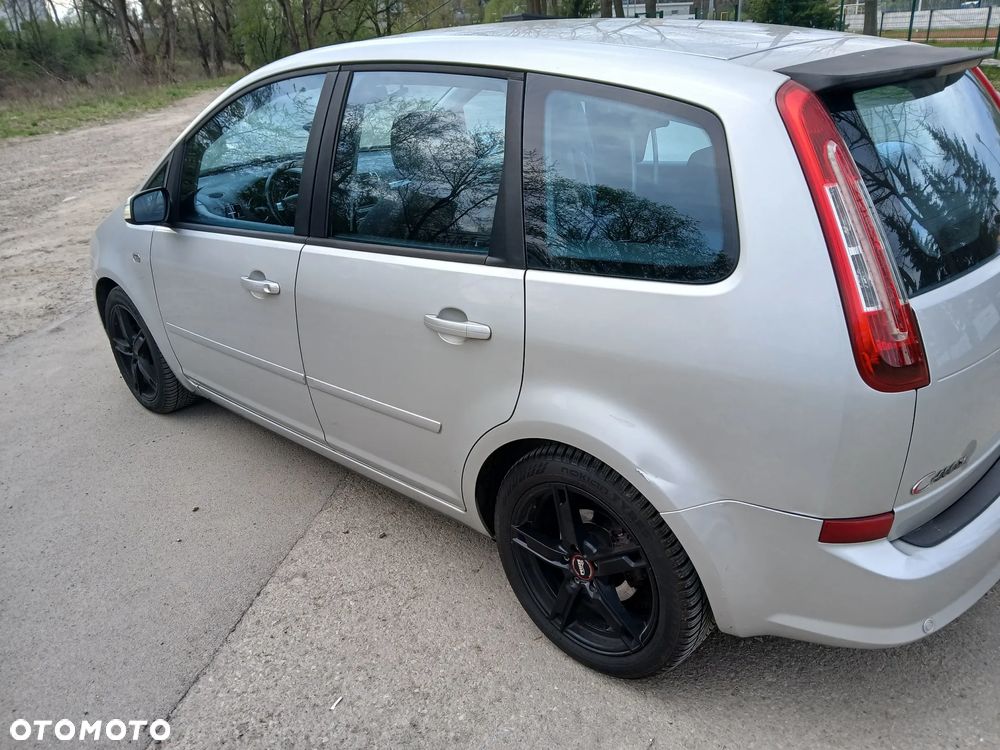 Ford C-MAX 1.8 Titanium - 4