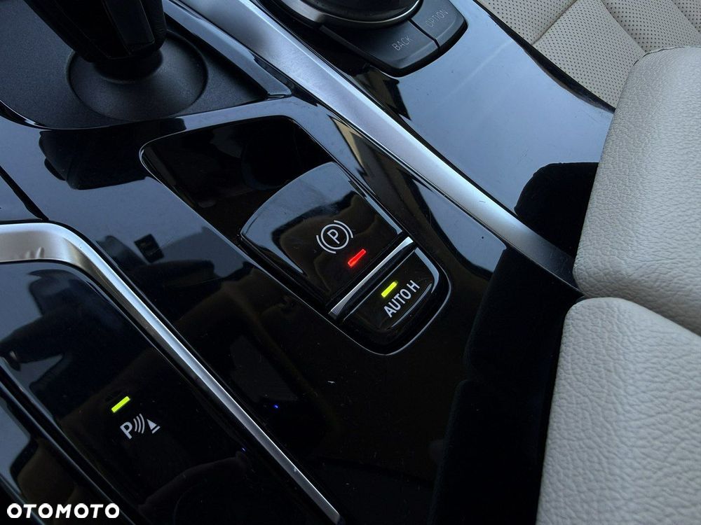 BMW Seria 5 518d mHEV Business Edition - 30