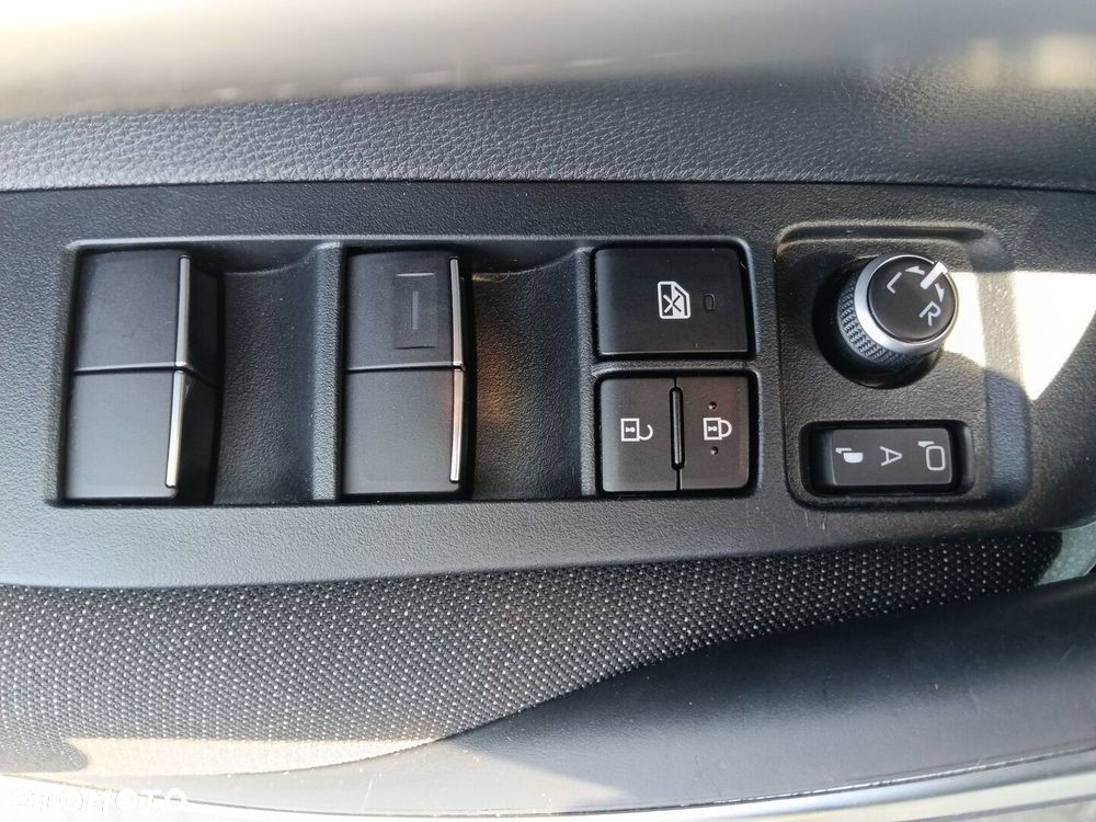 Toyota Corolla 2.0 Hybrid Comfort - 15
