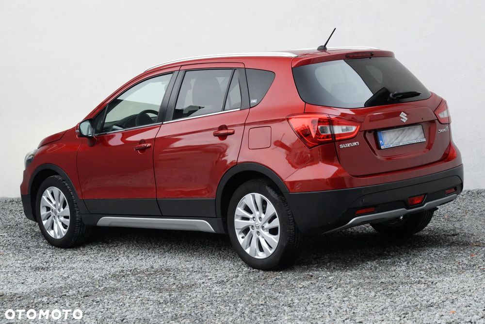 Suzuki SX4 S-Cross 1.4 T Elegance Sun 4WD - 3