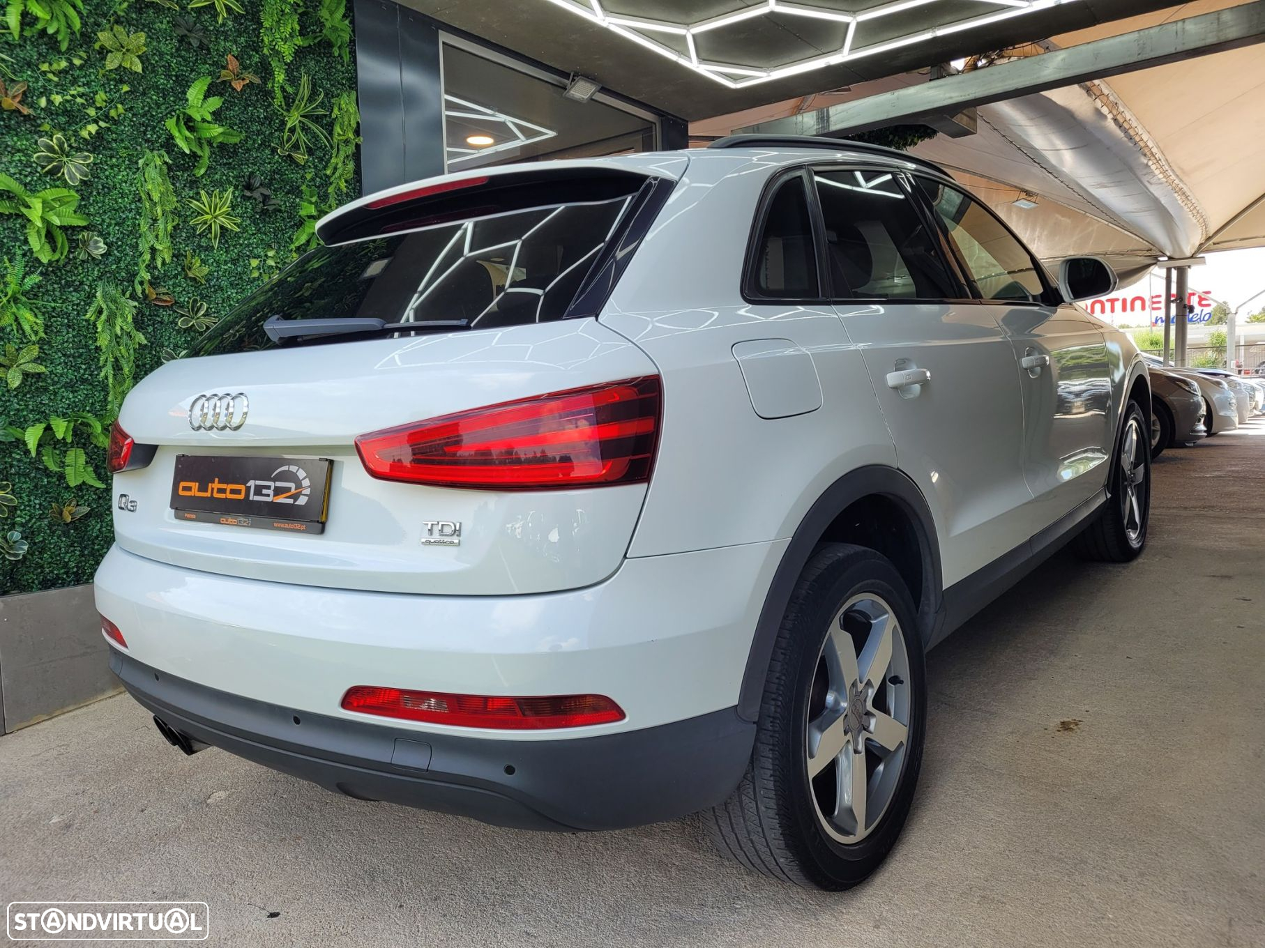 Audi Q3 2.0 TDI quattro S-tronic - 6